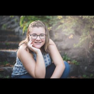 Meet your Posher, Joy